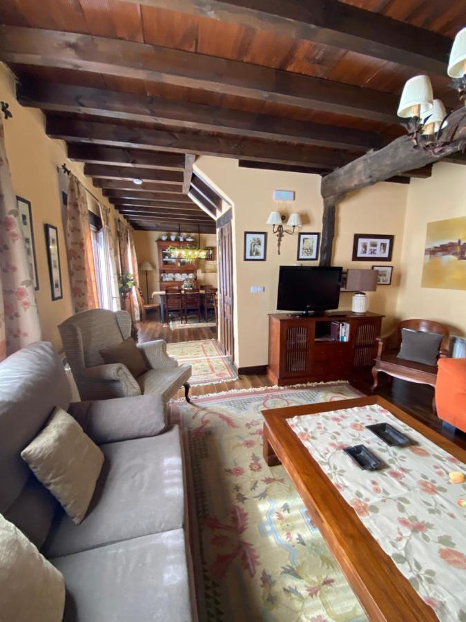 Casa Rural Dos Reales San Cristobal de Boedo Ngoại thất bức ảnh